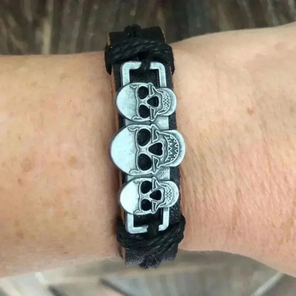 Pewter Triple Skulls Leather & Hemp Adjustable Bracelet F NWT